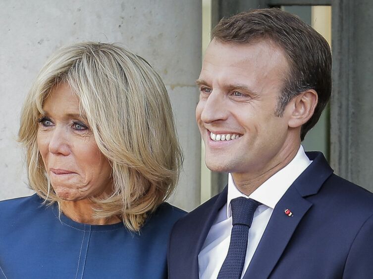 Кто жена макрона президента франции. Жена президента Франции Макрона. Эммануэль Макрон и его жена разница в возрасте.