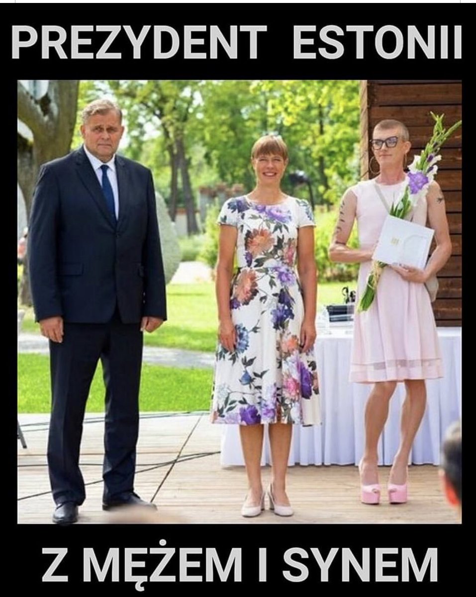 Президент Эстонии с мужем и сыном